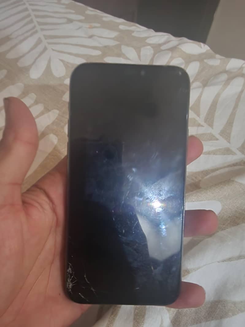 Apple iPhone 11 Pro 2