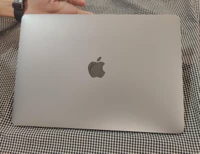 Apple MacBook Pro