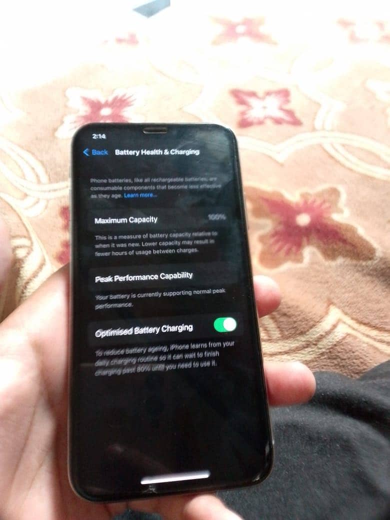 Apple iPhone X 4