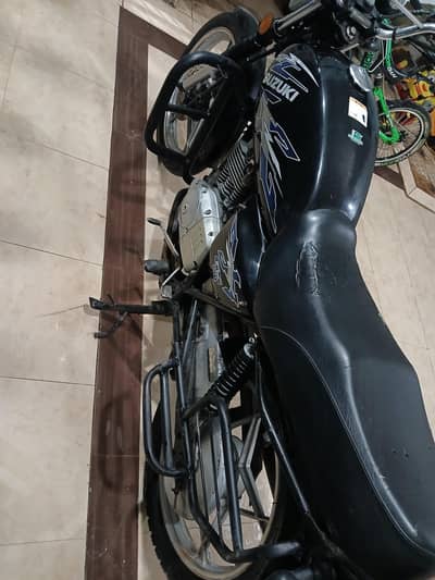 Suzuki Gs 150 SE