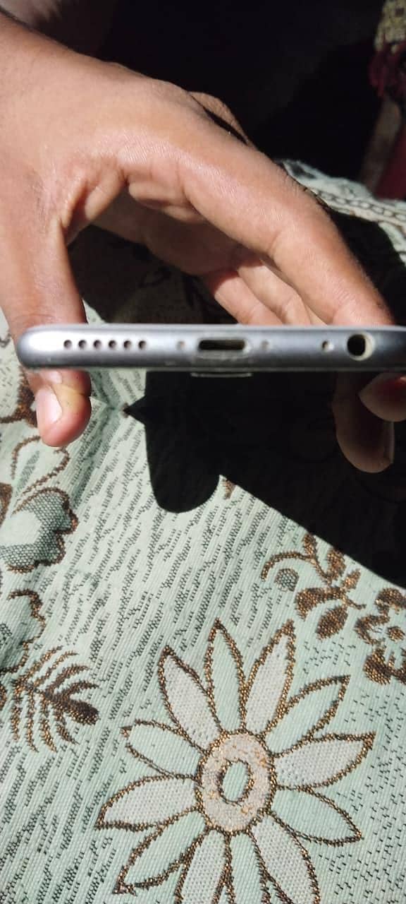 Apple iPhone 6 5
