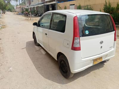 Daihatsu Mira 2006