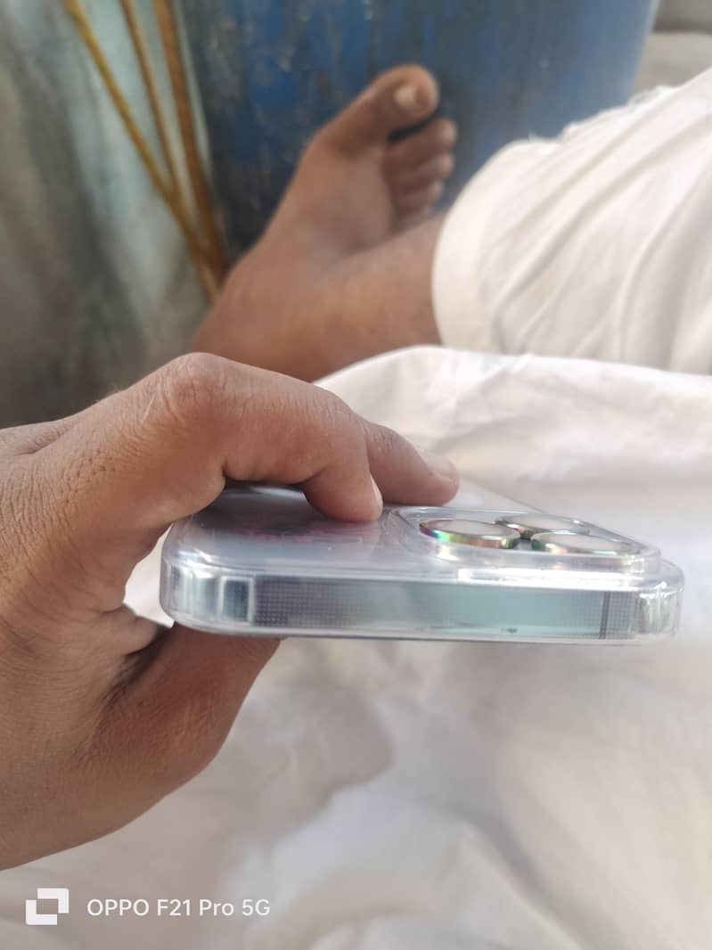 Apple iPhone 13 Pro Max 2