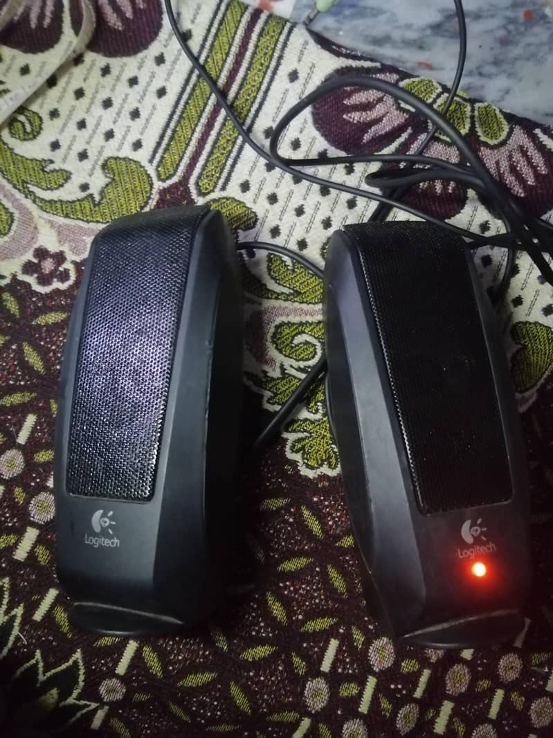 logitech 2 speaker set 1