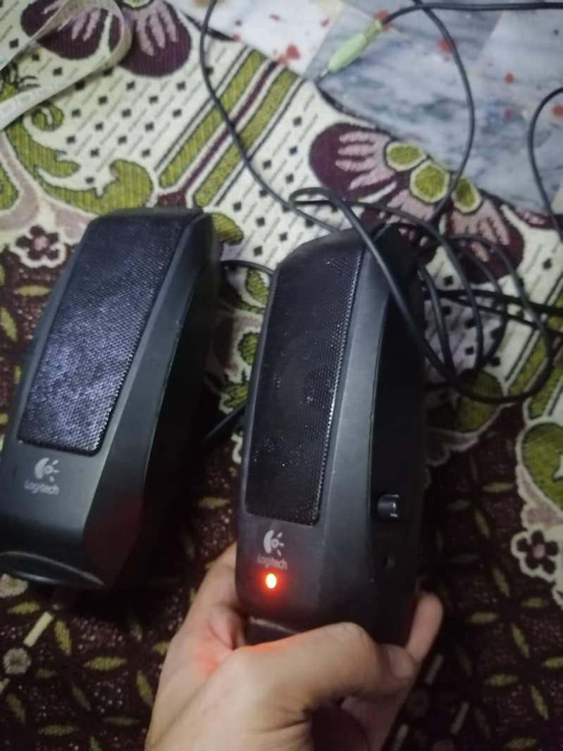 logitech 2 speaker set 2