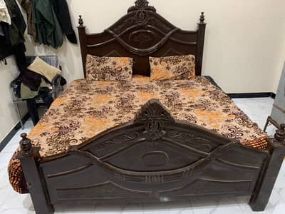 king size Bed