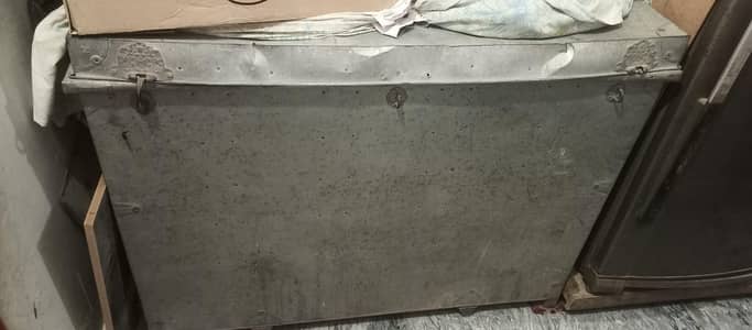 iron peti for sale
