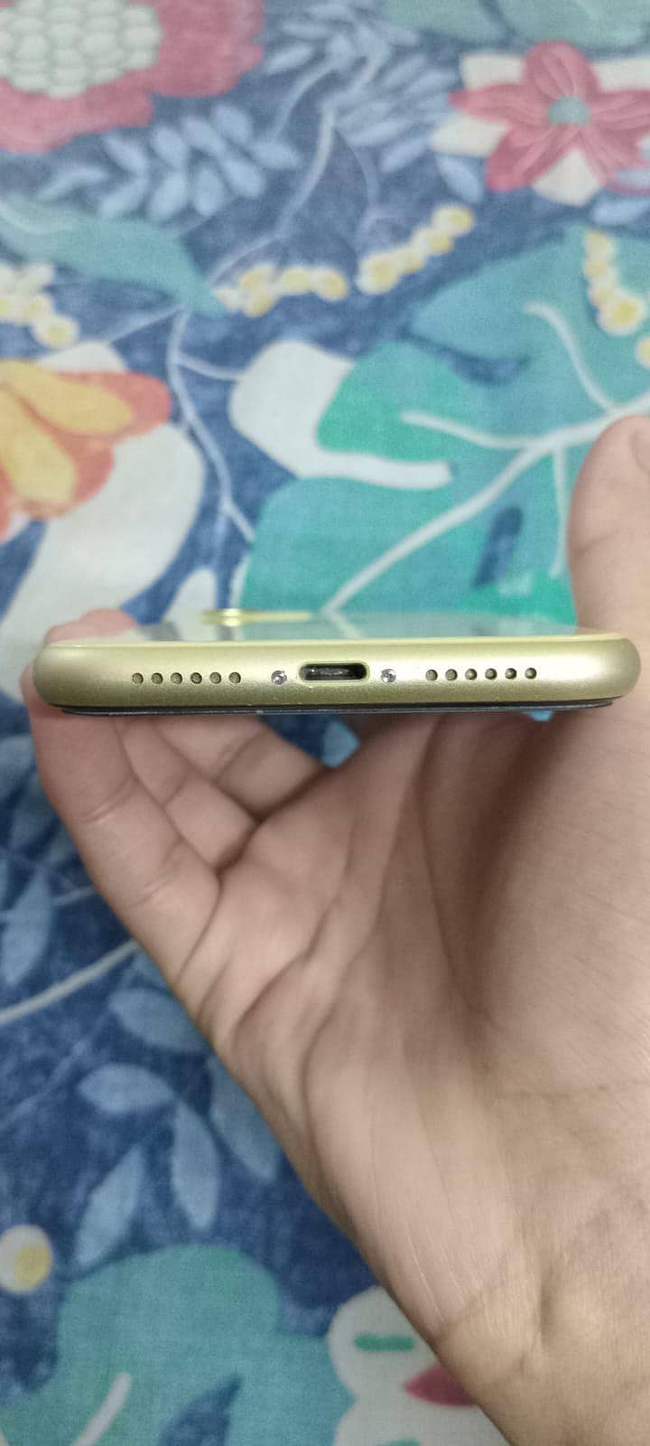 Apple iPhone 11 6