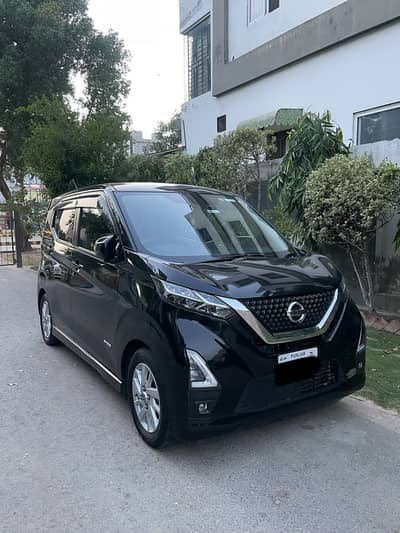 Nissan Dayz Highway Star 2022