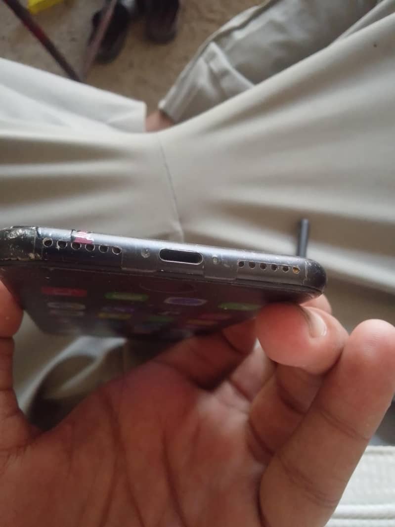 Apple iPhone SE 4