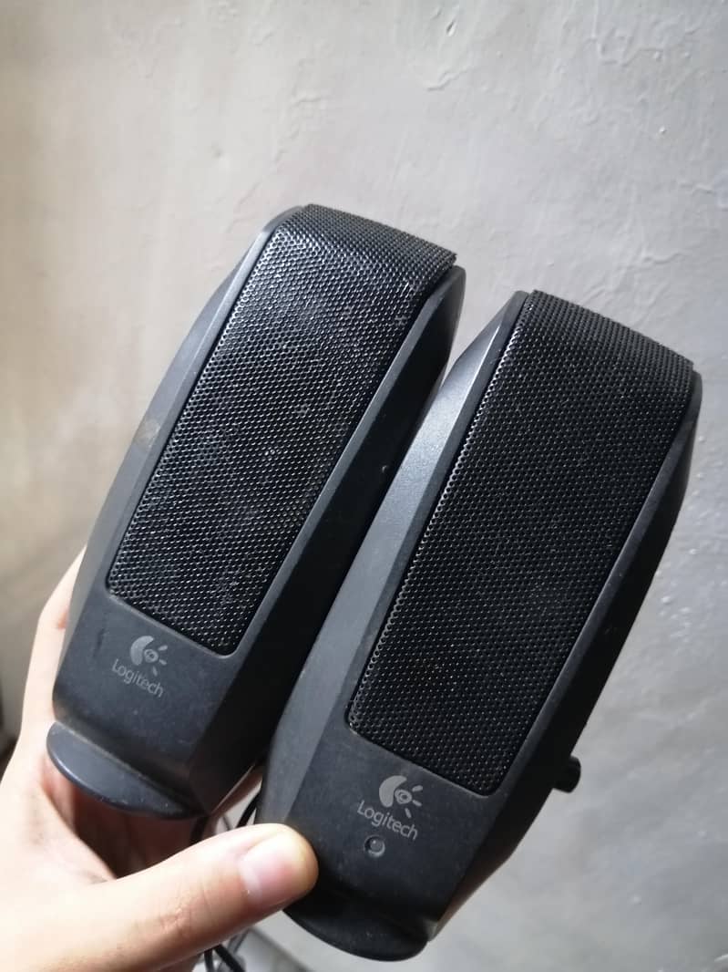 logitech 2 speaker set 5