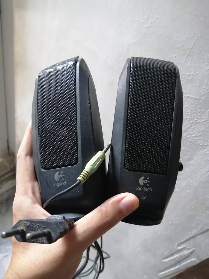 logitech 2 speaker set 6