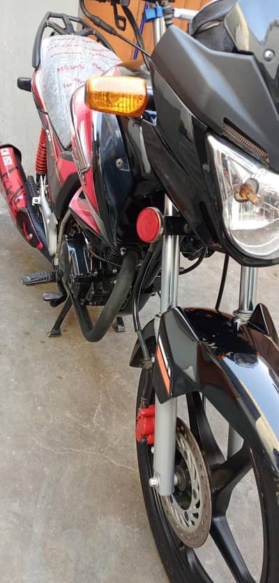 Honda CBR 150R 2018