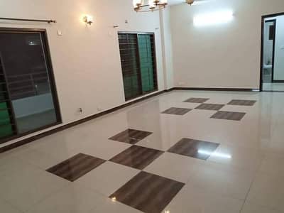 10 Marla Flat In Askari 11 For rent