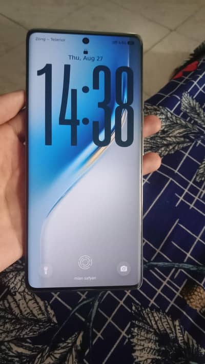 Tecno CAMON 40 Pro