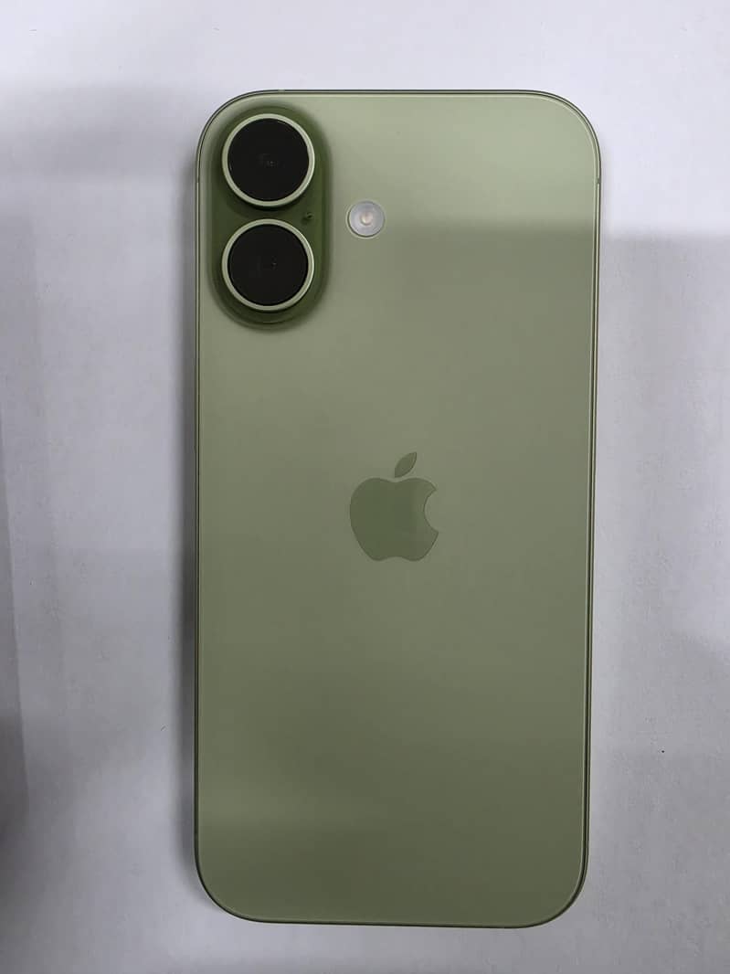Apple iPhone 17 1
