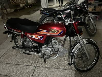 United bike urgent sale
