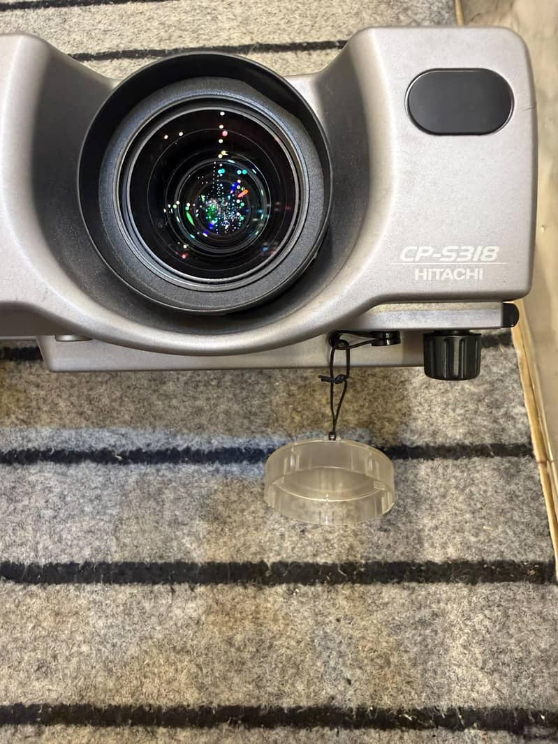 Hitachi Projector 0
