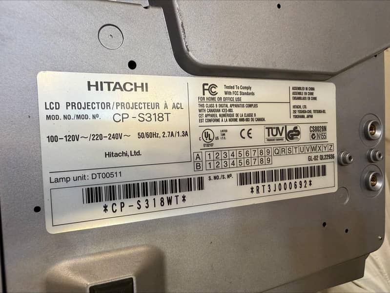 Hitachi Projector 7