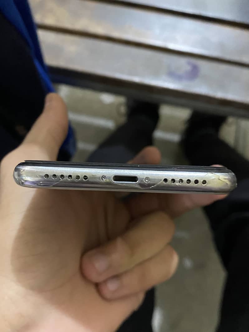 Apple iPhone X 1