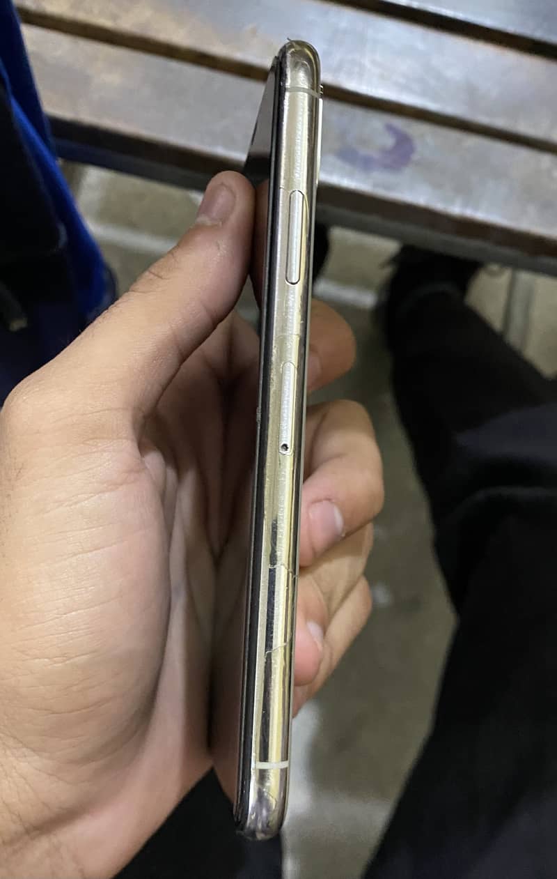 Apple iPhone X 2