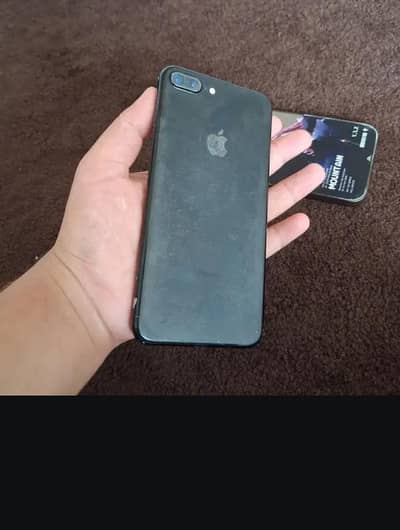 Apple iPhone 7 Plus pta approved 128gb.