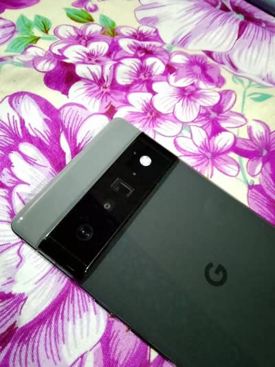 Google Pixel 6 Pro . 12/ 256  official pta