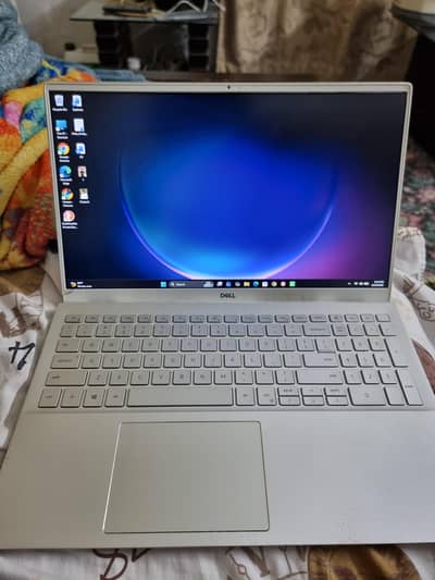 Dell Inspiron core i7 11th gen