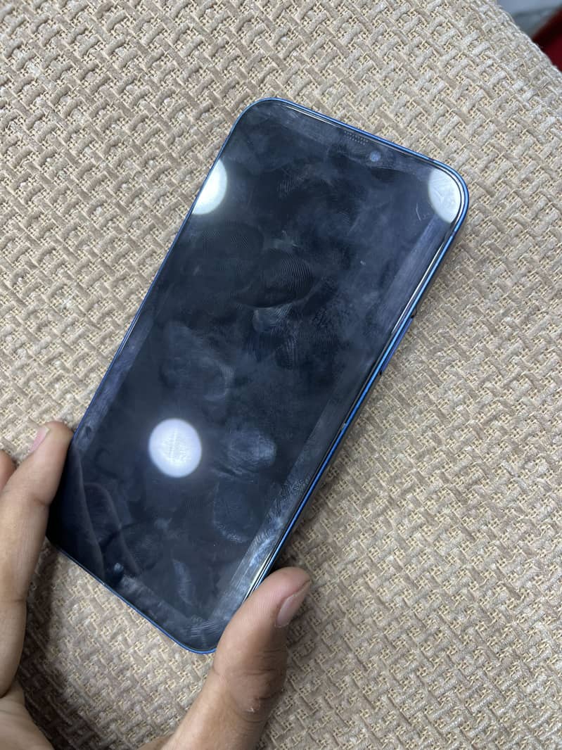 Apple iPhone 12 5