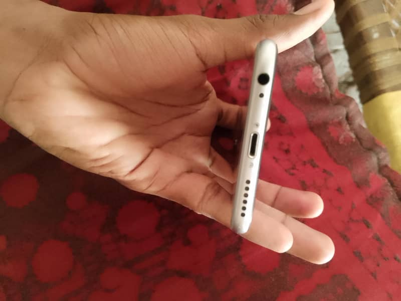 Apple iPhone 6 2