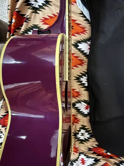 Guitar orignel acoustic for sale