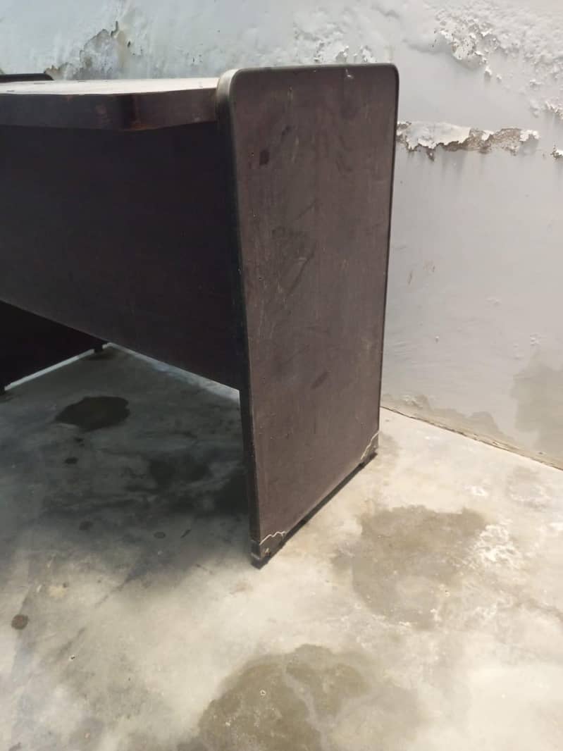 Computer Table Wooden 3