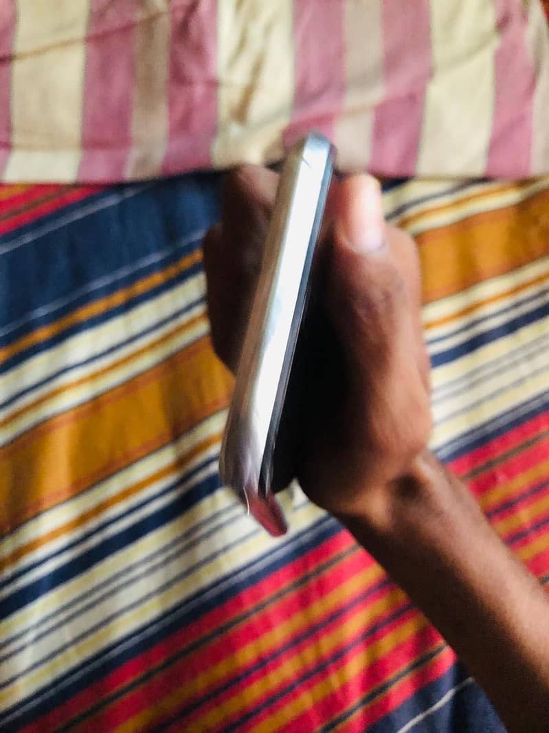 Apple iPhone 11 Pro 5