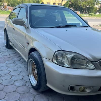Honda Civic EXi 2000