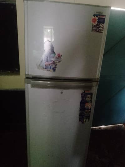 Orient refrigerator large size good condition perfect cooling no fault