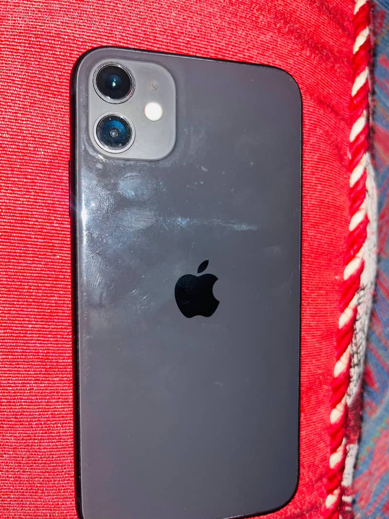 Apple iPhone 11 0