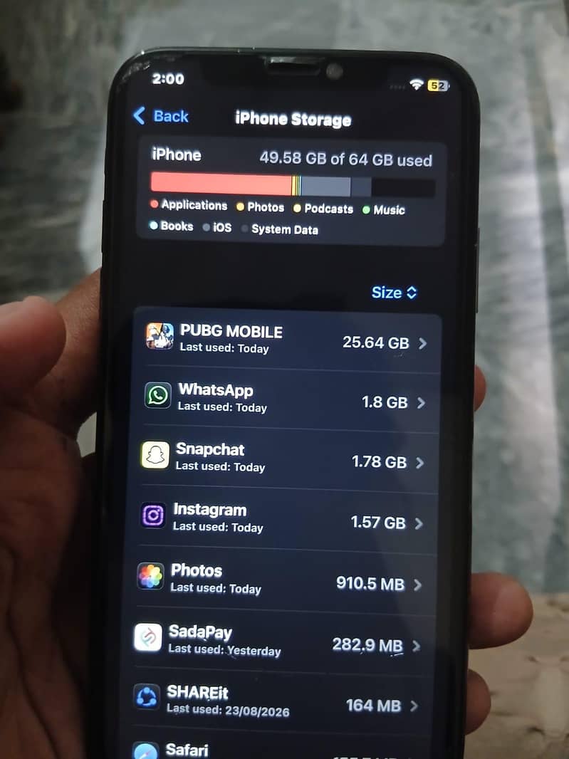Apple iPhone XS 4