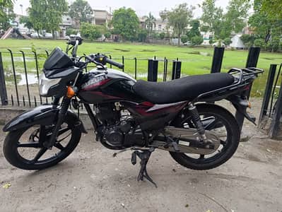 Suzuki GR 150 2022