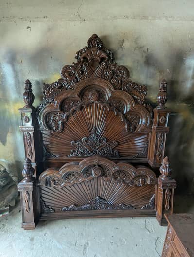 Pure Sheesham Wood King Size Bed Hieghted Bed