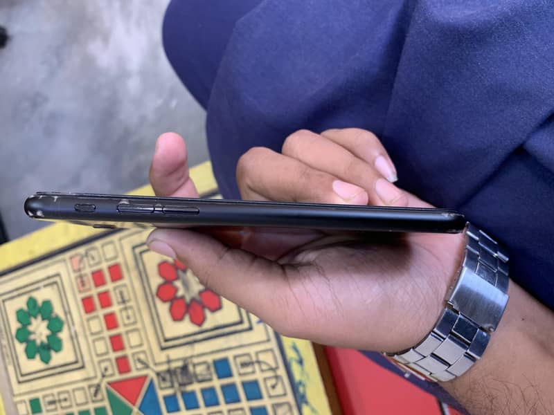 Apple iPhone 7 1