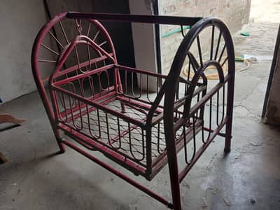 Kid swing / baby cot