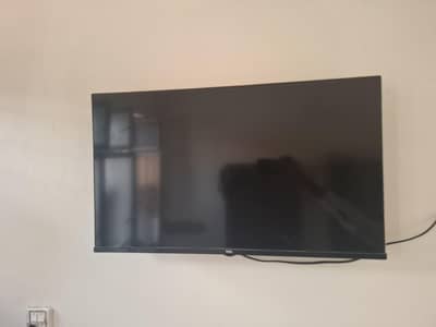 TCL 32 INCHS LED