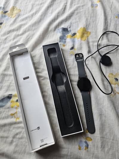 Samsung Galaxy Smart Watch FE