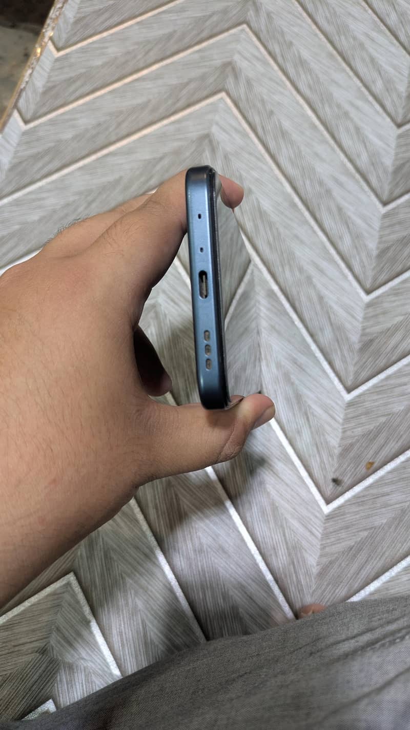OPPO A6 4
