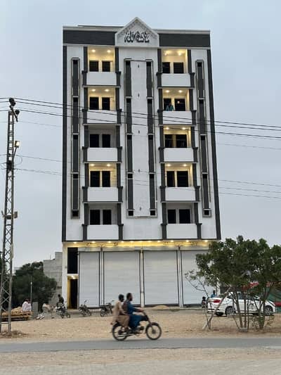 900 Square Feet Flat In Stunning Gulshan-E-Maymar Is Available For Sale