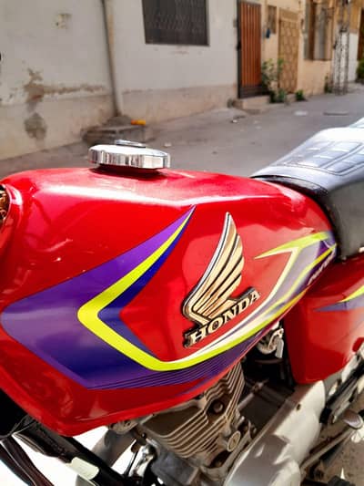 Honda CG 125 2017A Total pack 2nd owner