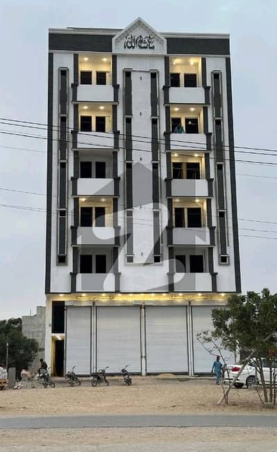 Centrally Located Flat For Sale In Gulshan-E-Maymar Available