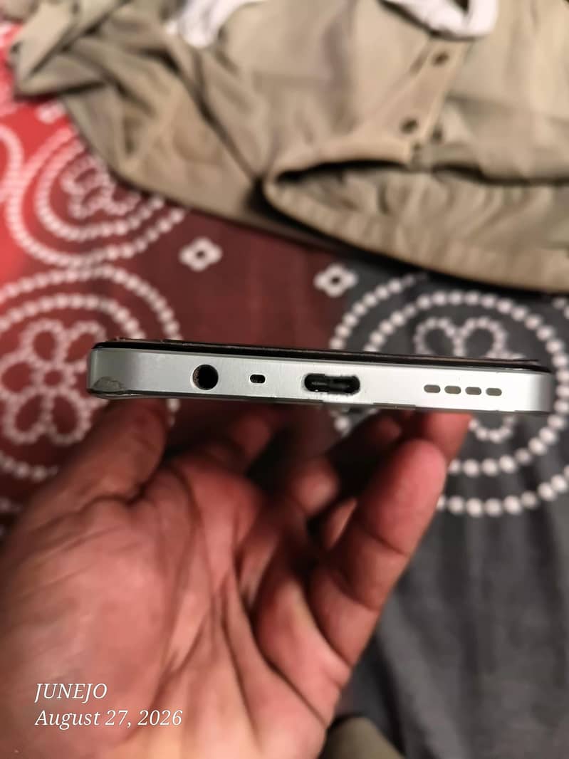 Realme Note 60x 4