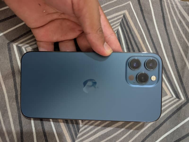 Apple iPhone 12 Pro Max 0