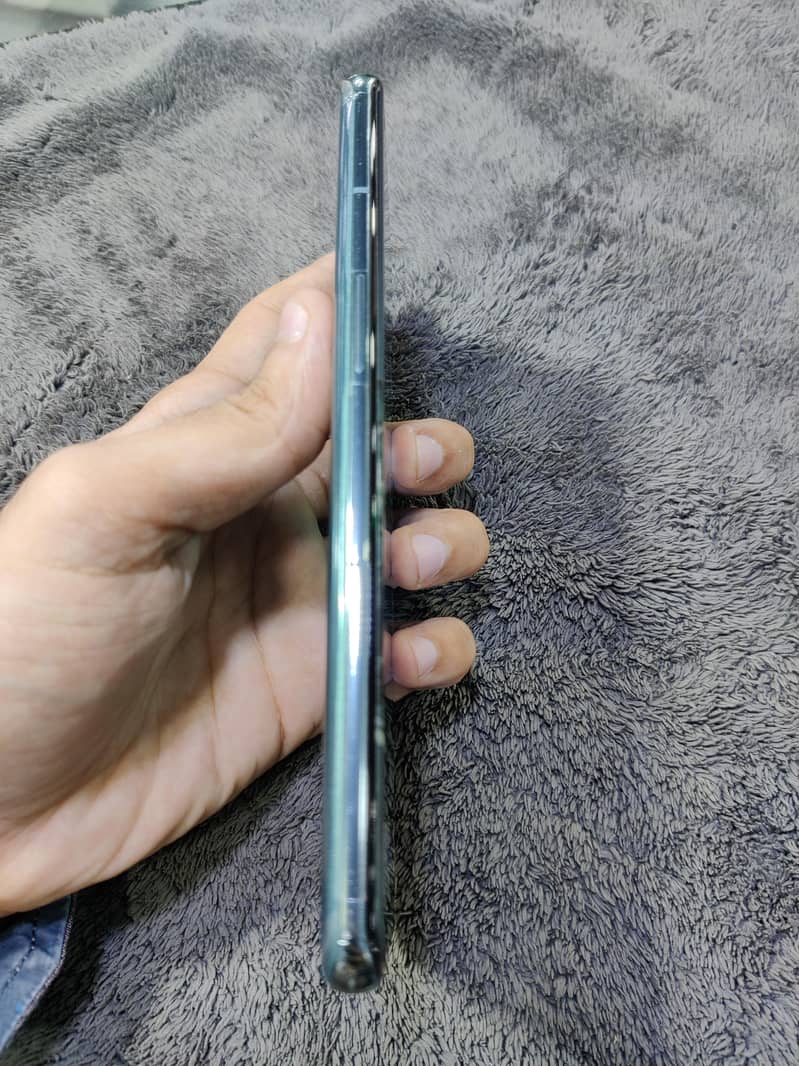 One Plus 10 Pro 5